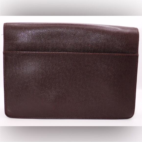 Louis Vuitton Taiga Selenga Pochette - Picture 4 of 5